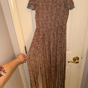 Elegant Floral Maxi Dress with Scrunch Top and Double slits on the bottom